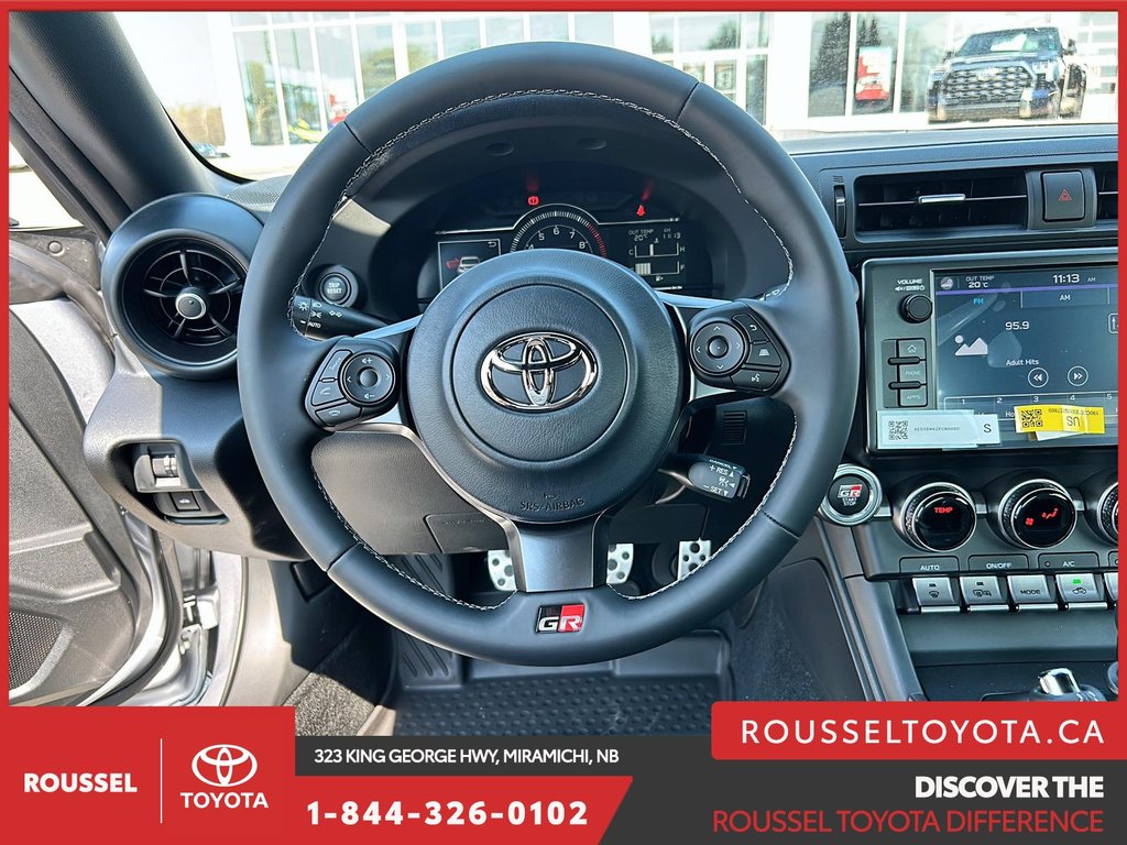 2025 Toyota GR86 Premium MT in Miramichi, New Brunswick - 12 - w1024h768px