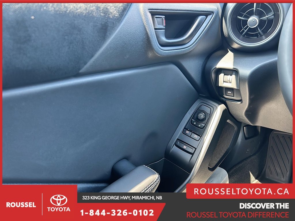 2025 Toyota GR86 Premium MT in Miramichi, New Brunswick - 11 - w1024h768px