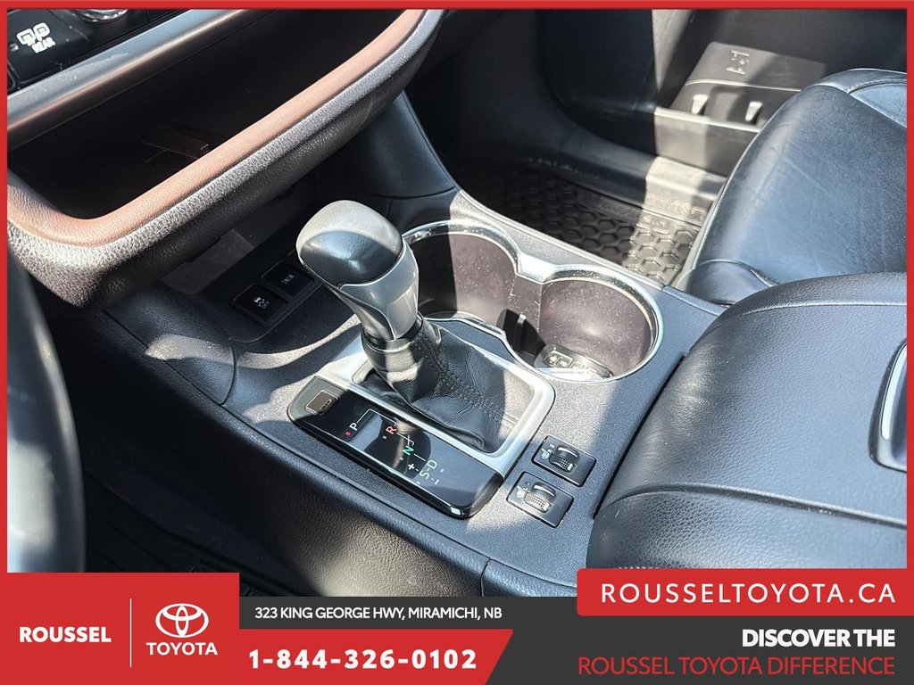 2015 Toyota Highlander XLE in Miramichi, New Brunswick - 14 - w1024h768px