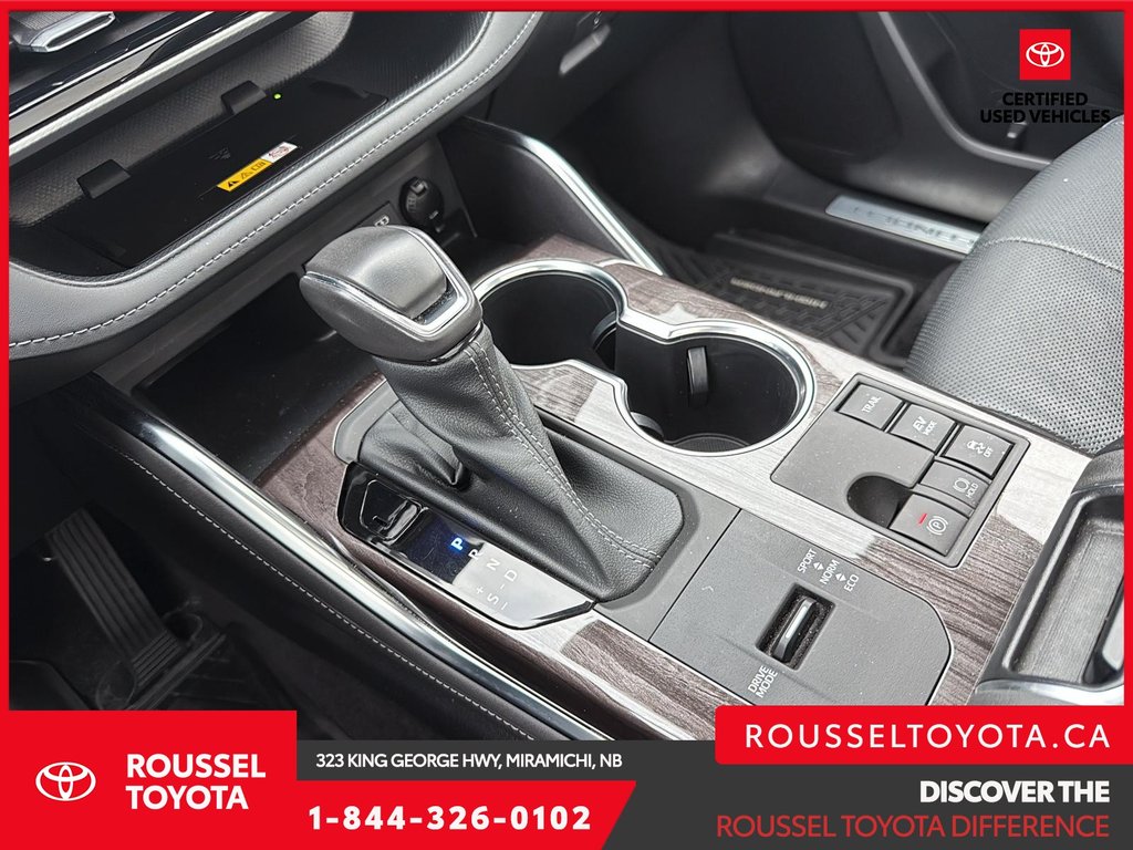 Toyota Highlander Hybrid Platinum 2023 à Miramichi, Nouveau-Brunswick - 15 - w1024h768px