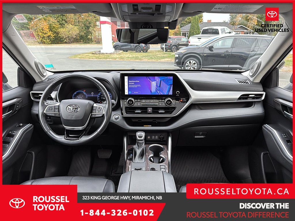 Toyota Highlander Hybrid Platinum 2023 à Miramichi, Nouveau-Brunswick - 10 - w1024h768px