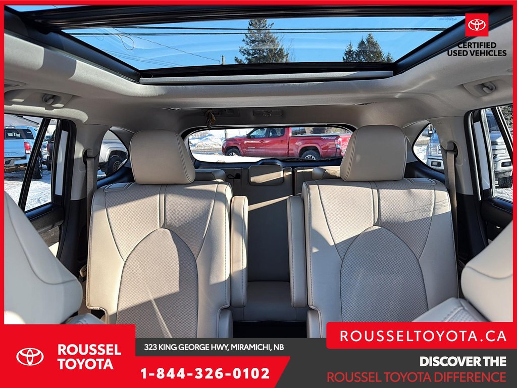 2023 Toyota Highlander Hybrid Limited in Miramichi, New Brunswick - 14 - w1024h768px