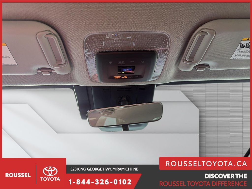 2025 Toyota Prius Plug-in Hybrid SE in Miramichi, New Brunswick - 17 - w1024h768px