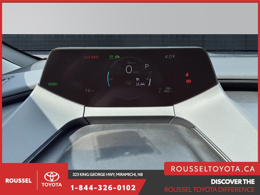 2025 Toyota Prius Plug-in Hybrid SE in Miramichi, New Brunswick - 13 - w1024h768px