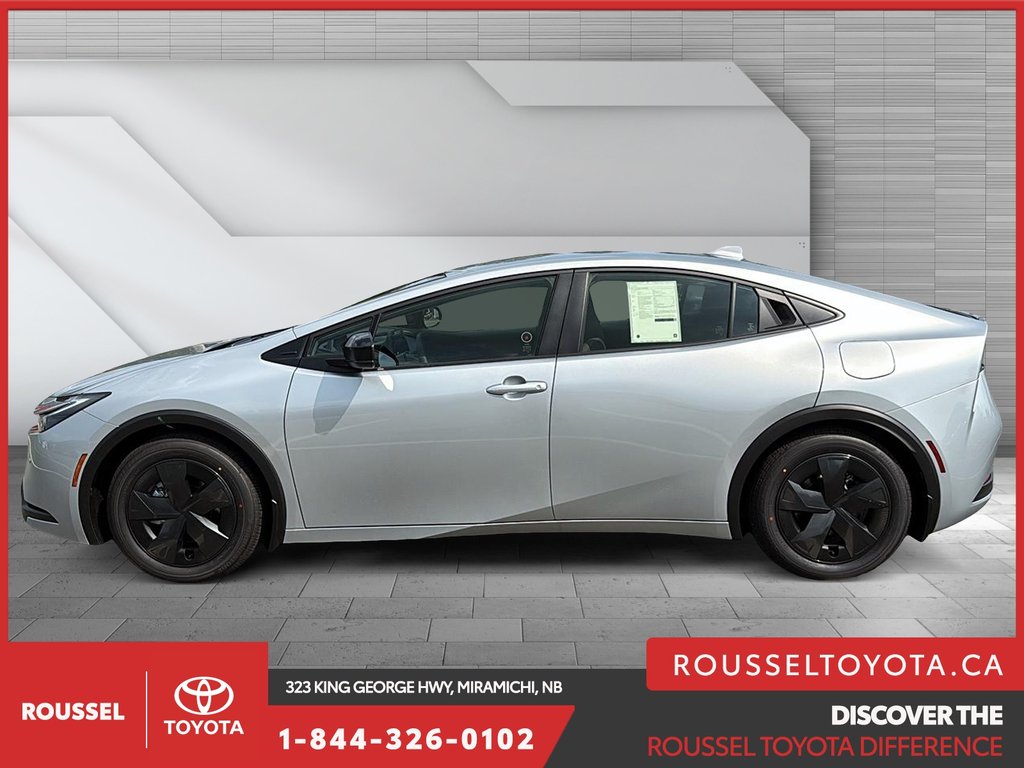 2025 Toyota Prius Plug-in Hybrid SE in Miramichi, New Brunswick - 5 - w1024h768px