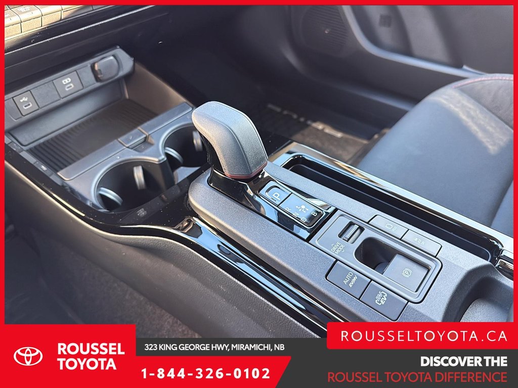 2026 Toyota Prius Plug-in Hybrid SE in Miramichi, New Brunswick - 15 - w1024h768px