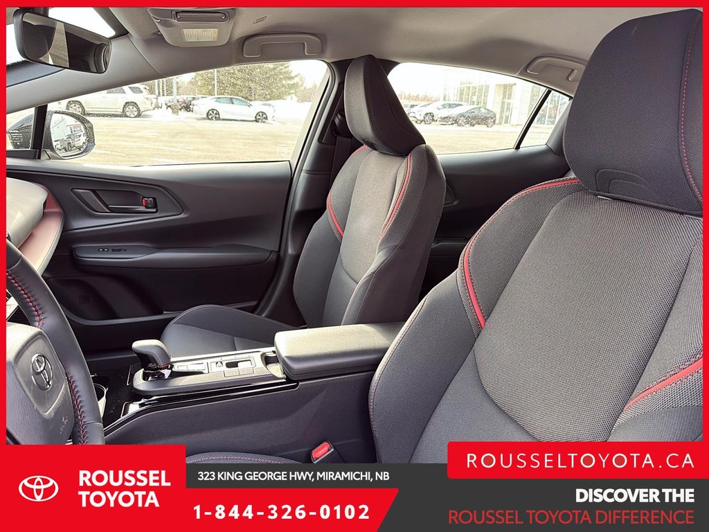 2026 Toyota Prius Plug-in Hybrid SE in Miramichi, New Brunswick - 9 - w1024h768px