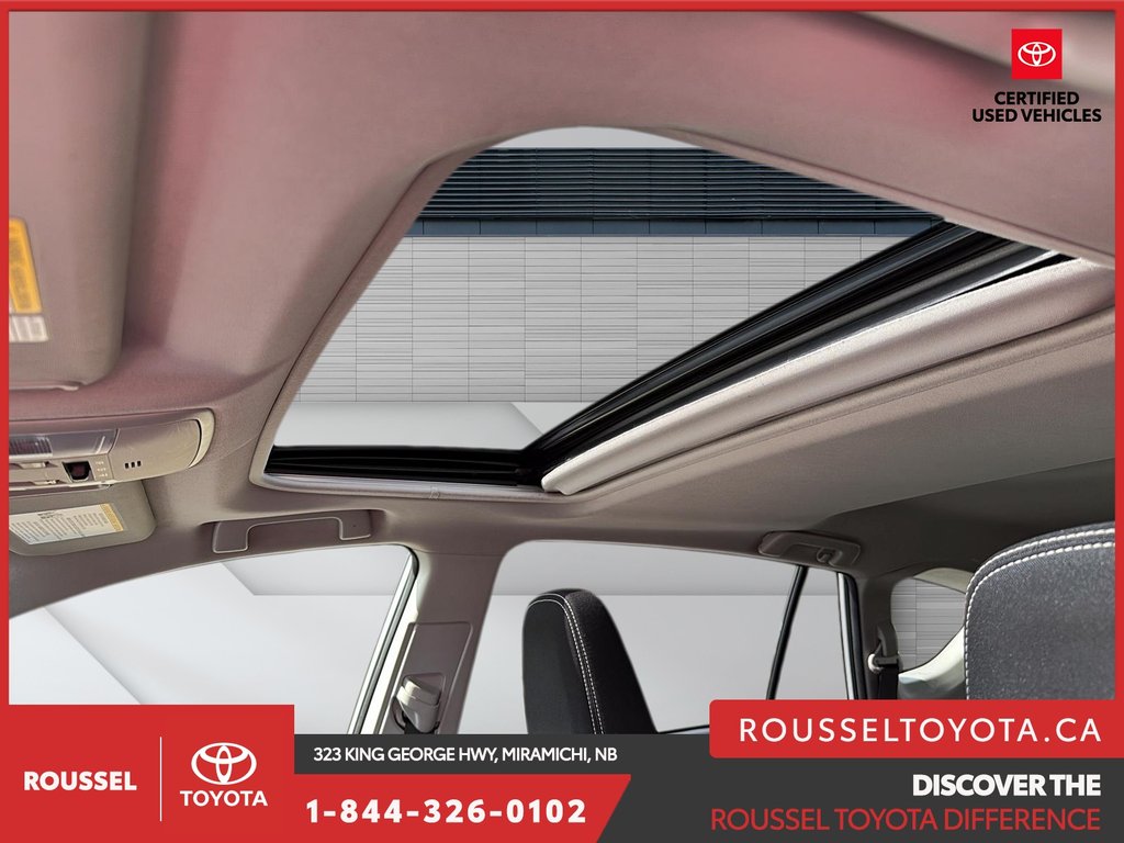 2016 Toyota RAV4 Hybrid XLE in Miramichi, New Brunswick - 17 - w1024h768px