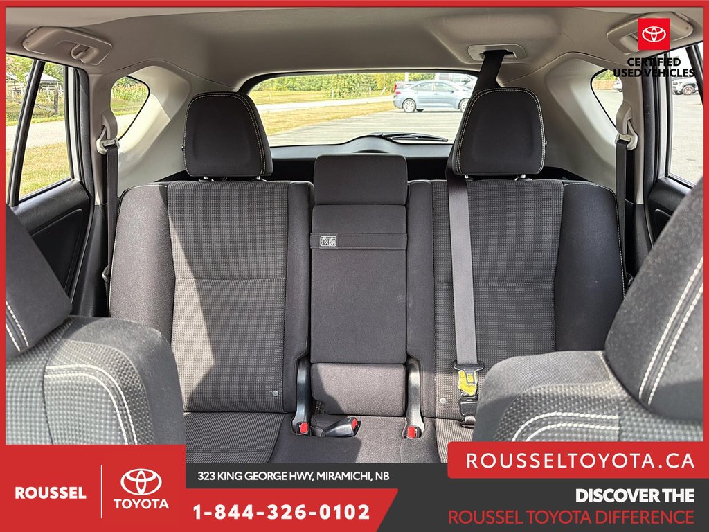 2016 Toyota RAV4 Hybrid XLE in Miramichi, New Brunswick - 14 - w1024h768px