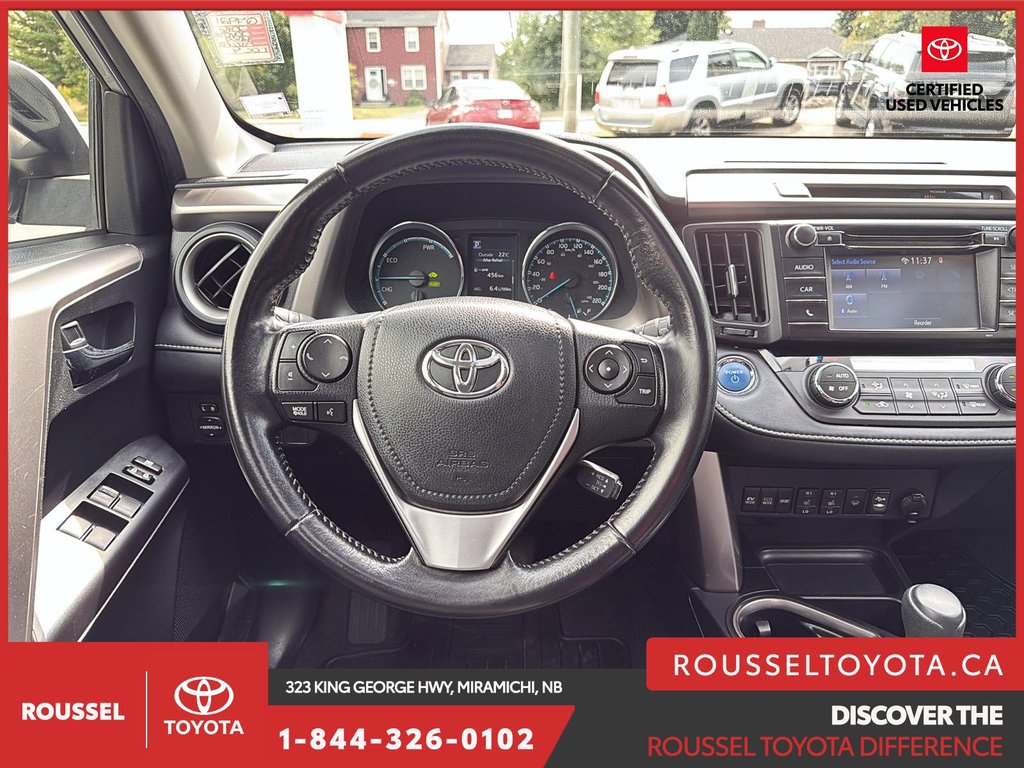 2016 Toyota RAV4 Hybrid XLE in Miramichi, New Brunswick - 12 - w1024h768px