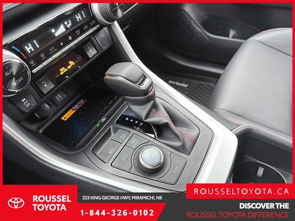 2025 Toyota RAV4 Plug-in Hybrid XSE in Miramichi, New Brunswick - 15 - w1024h768px