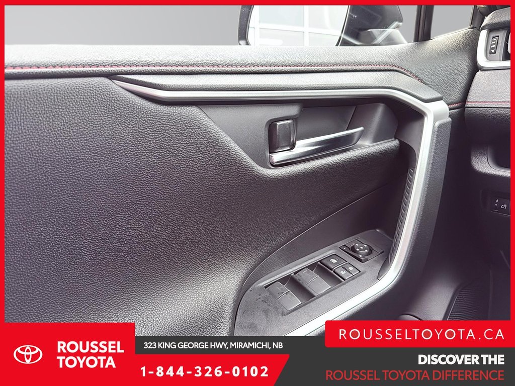 2025 Toyota RAV4 Plug-in Hybrid XSE in Miramichi, New Brunswick - 11 - w1024h768px