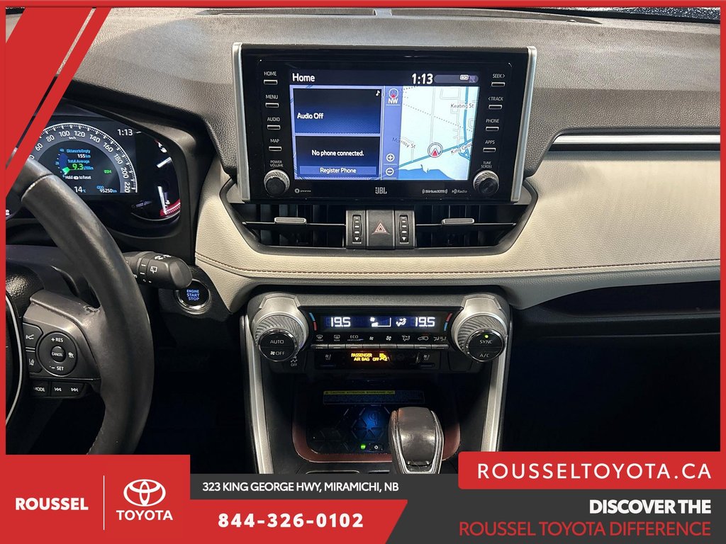 2019  RAV4 LIMITED in Miramichi, New Brunswick - 14 - w1024h768px