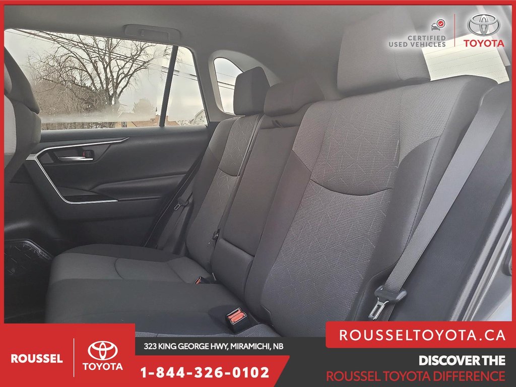 2019 Toyota RAV4 XLE in Miramichi, New Brunswick - 10 - w1024h768px