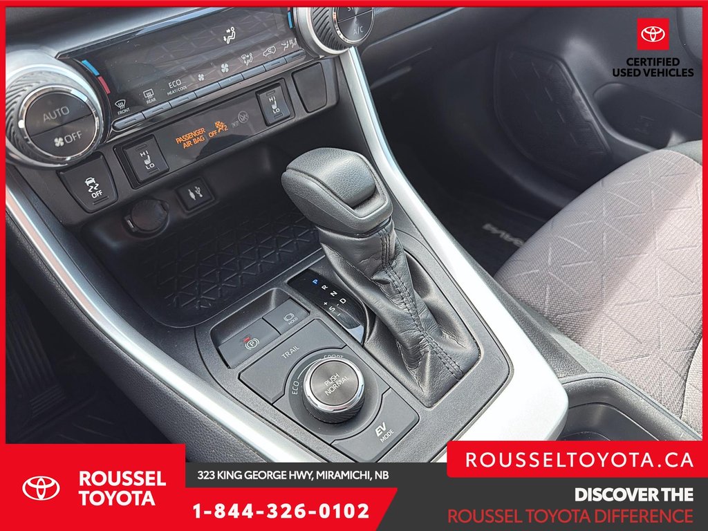 2019 Toyota RAV4 Hybrid XLE in Miramichi, New Brunswick - 15 - w1024h768px