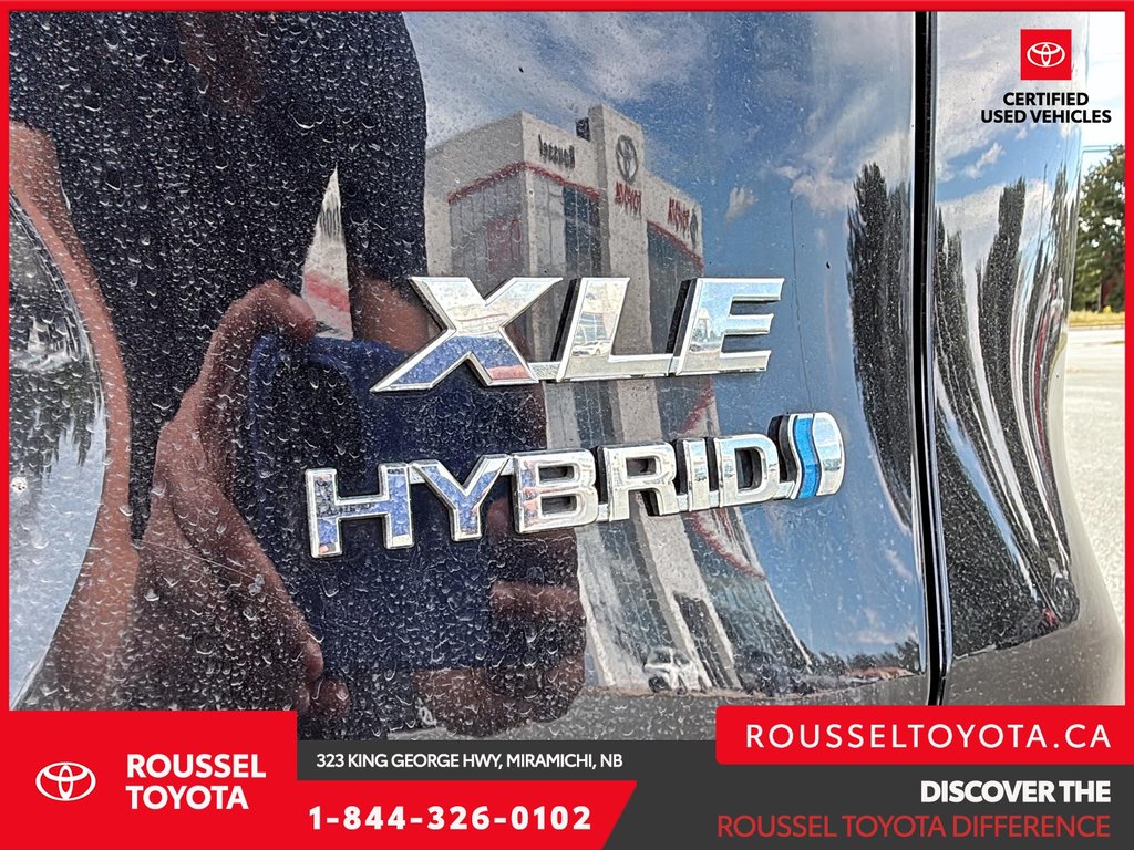 2019 Toyota RAV4 Hybrid XLE in Miramichi, New Brunswick - 8 - w1024h768px