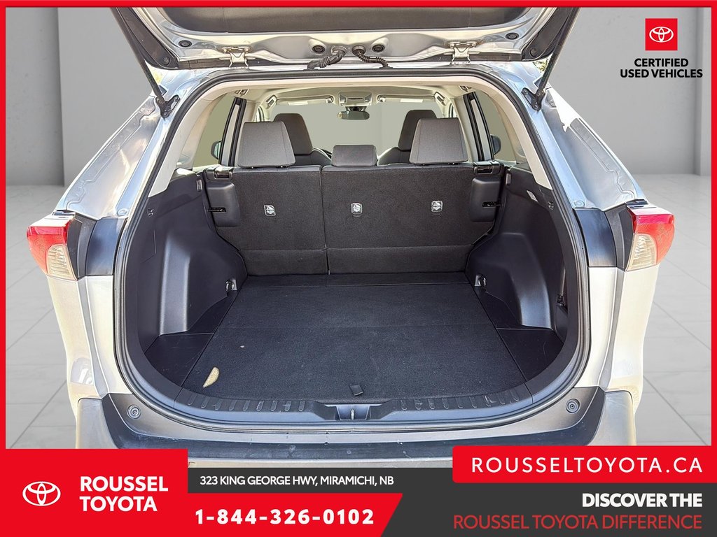 Toyota RAV4 LE 2020 à Miramichi, Nouveau-Brunswick - 6 - w1024h768px