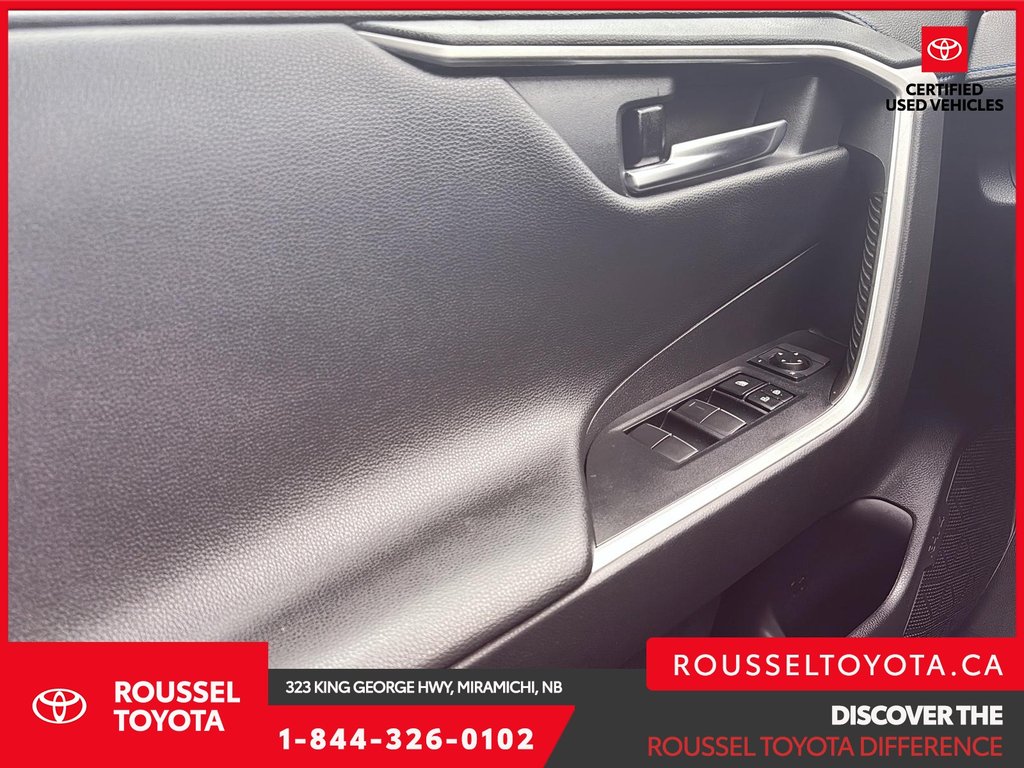 2020 Toyota RAV4 Hybrid XSE in Miramichi, New Brunswick - 11 - w1024h768px