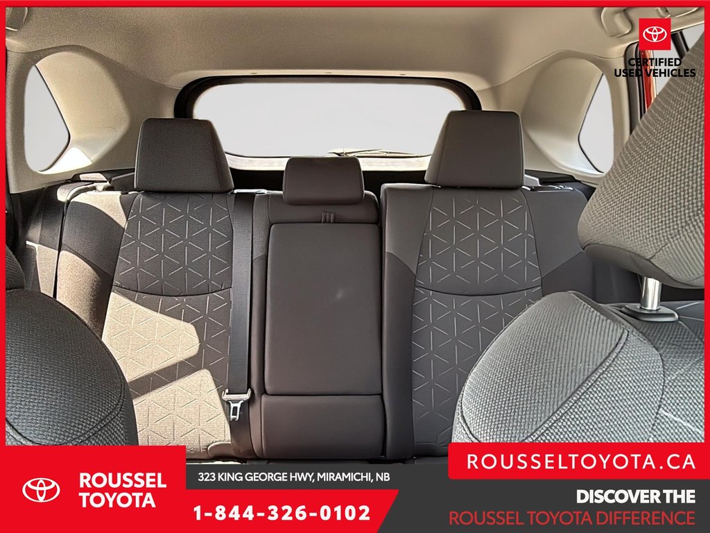 2020 Toyota RAV4 Hybrid LE in Miramichi, New Brunswick - 14 - w1024h768px
