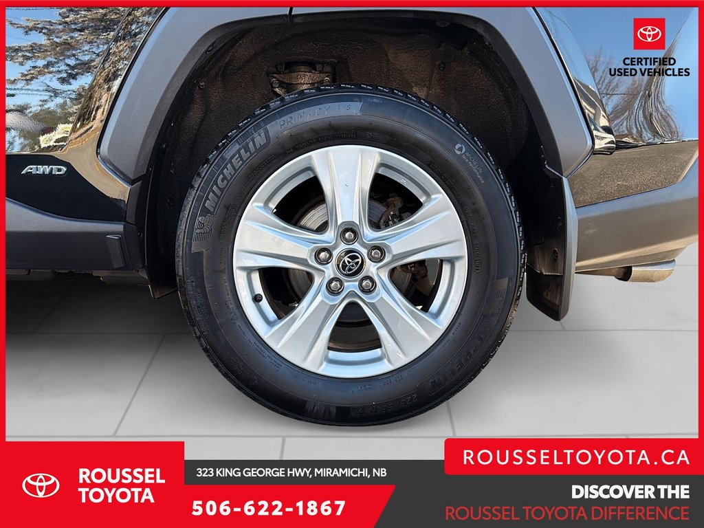 2020 Toyota RAV4 Hybrid XLE in Miramichi, New Brunswick - 7 - w1024h768px