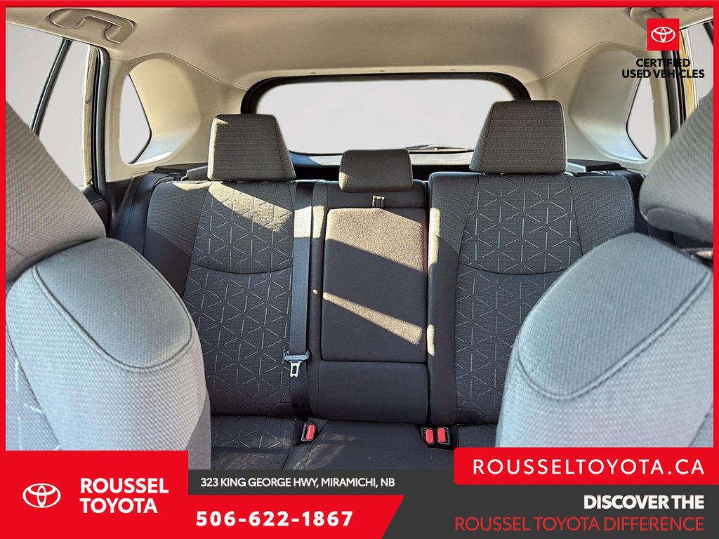 2020 Toyota RAV4 Hybrid XLE in Miramichi, New Brunswick - 14 - w1024h768px