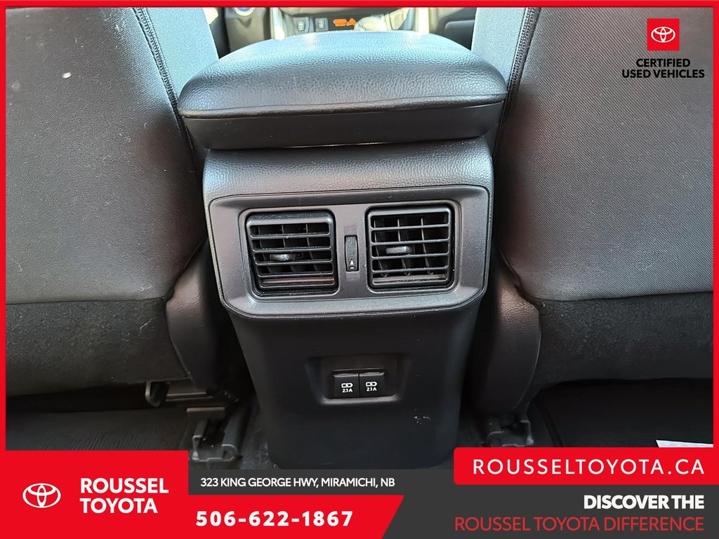 2020 Toyota RAV4 Hybrid XLE in Miramichi, New Brunswick - 16 - w1024h768px