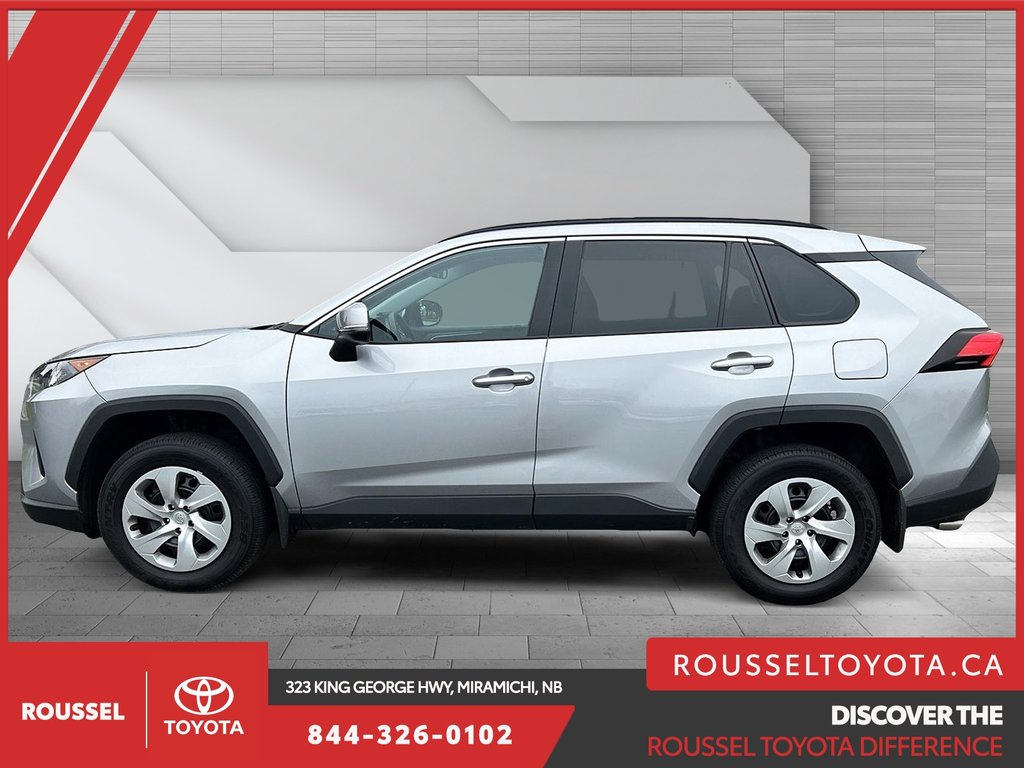 2021  RAV4 LE in Miramichi, New Brunswick - 5 - w1024h768px