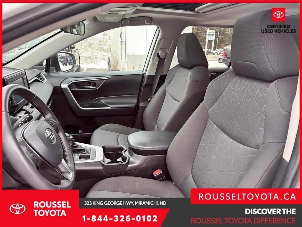 2021 Toyota RAV4 XLE in Miramichi, New Brunswick - 9 - w1024h768px