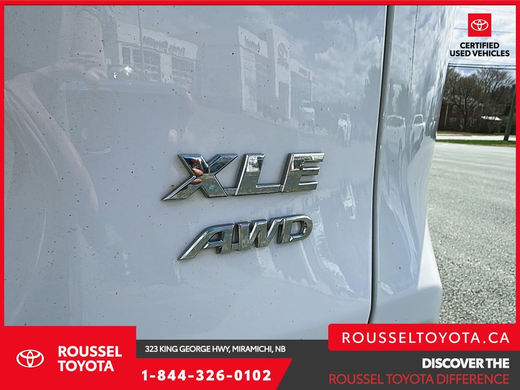 2021 Toyota RAV4 XLE in Miramichi, New Brunswick - 8 - w1024h768px