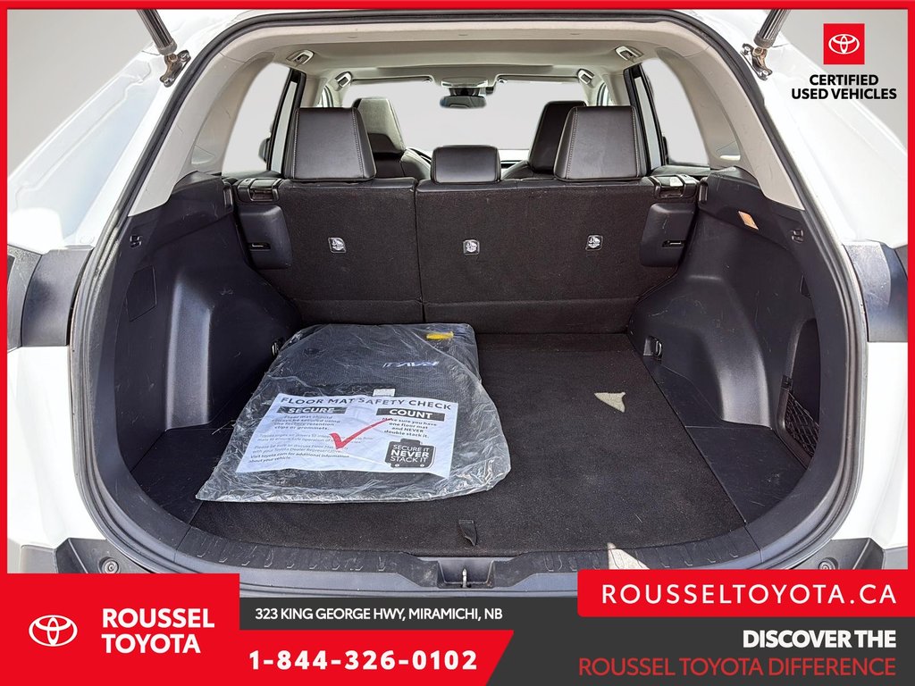 2021 Toyota RAV4 XLE in Miramichi, New Brunswick - 6 - w1024h768px