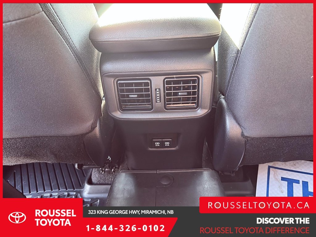 2021 Toyota RAV4 XLE in Miramichi, New Brunswick - 16 - w1024h768px