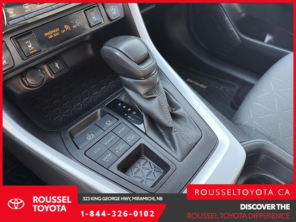 2021 Toyota RAV4 XLE in Miramichi, New Brunswick - 15 - w1024h768px