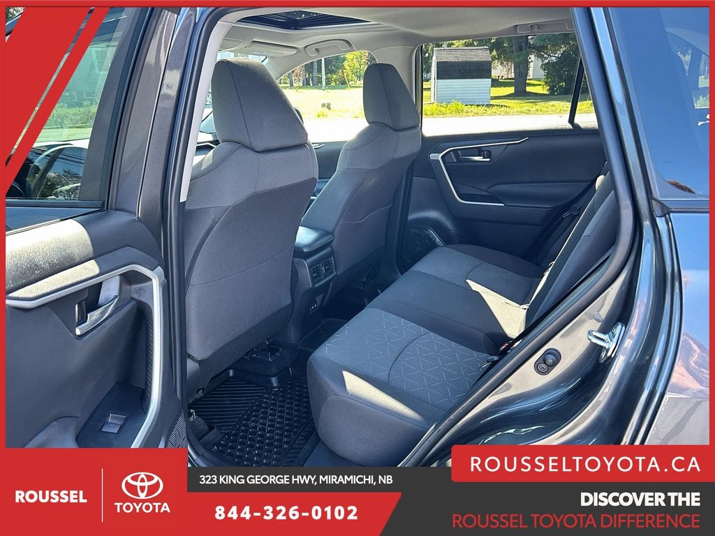 2022  RAV4 XLE in Miramichi, New Brunswick - 17 - w1024h768px