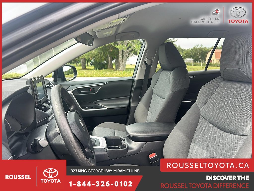 Toyota RAV4 LE 2022 à Miramichi, Nouveau-Brunswick - 9 - w1024h768px