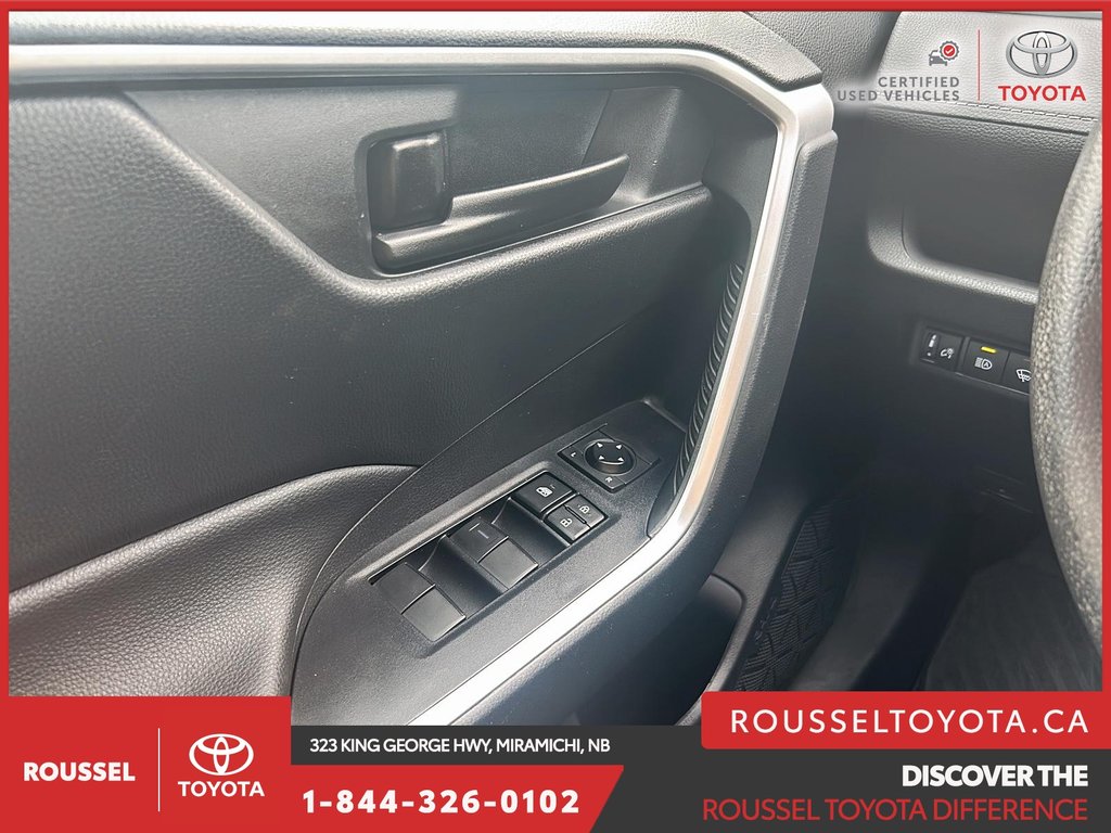 Toyota RAV4 LE 2022 à Miramichi, Nouveau-Brunswick - 11 - w1024h768px