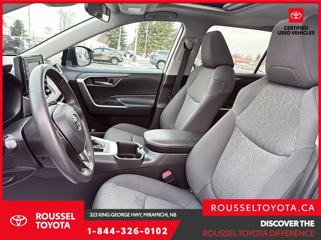 2022 Toyota RAV4 XLE in Miramichi, New Brunswick - 9 - w1024h768px