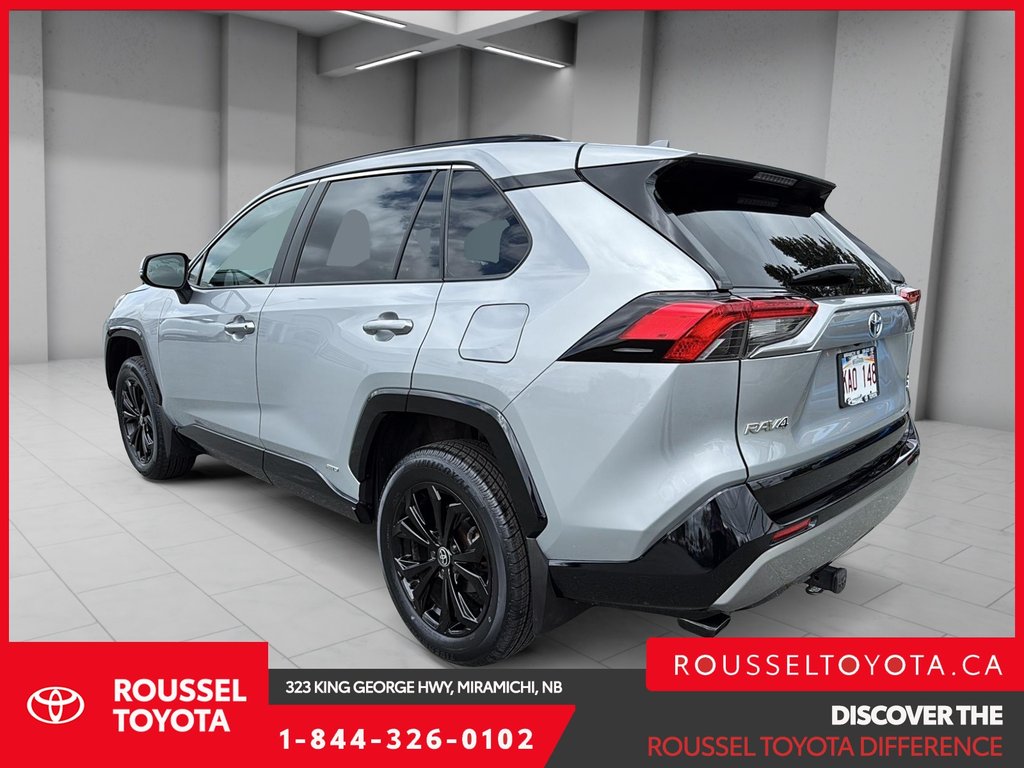 2022 Toyota RAV4 Hybrid SE in Miramichi, New Brunswick - 4 - w1024h768px