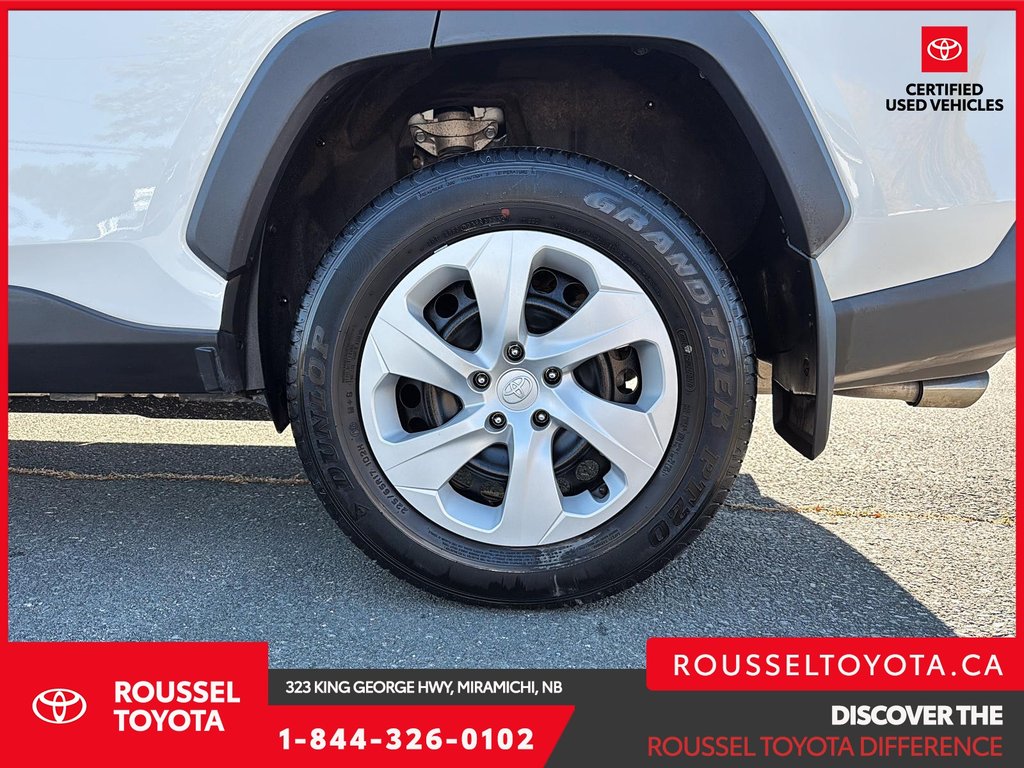 2023 Toyota RAV4 LE in Miramichi, New Brunswick - 7 - w1024h768px