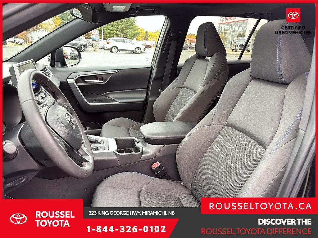 Toyota RAV4 Hybrid SE 2023 à Miramichi, Nouveau-Brunswick - 9 - w1024h768px
