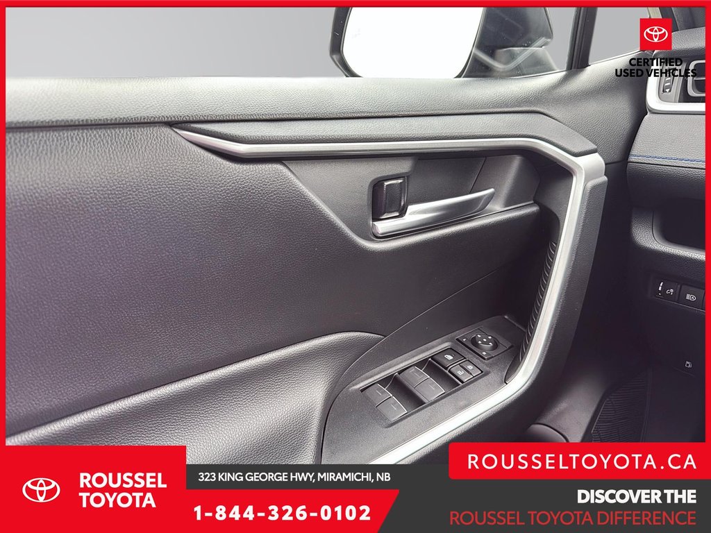 Toyota RAV4 Hybrid SE 2023 à Miramichi, Nouveau-Brunswick - 11 - w1024h768px