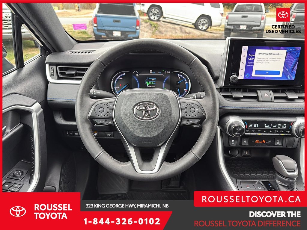 Toyota RAV4 Hybrid SE 2023 à Miramichi, Nouveau-Brunswick - 12 - w1024h768px