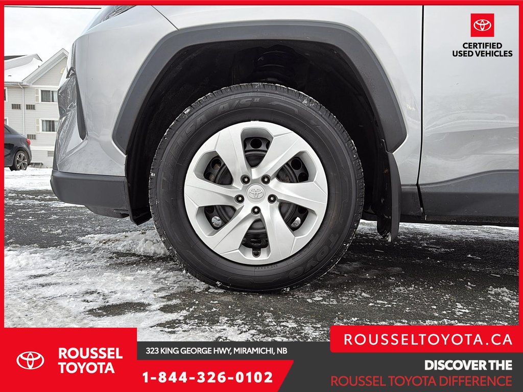 2023 Toyota RAV4 LE in Miramichi, New Brunswick - 7 - w1024h768px