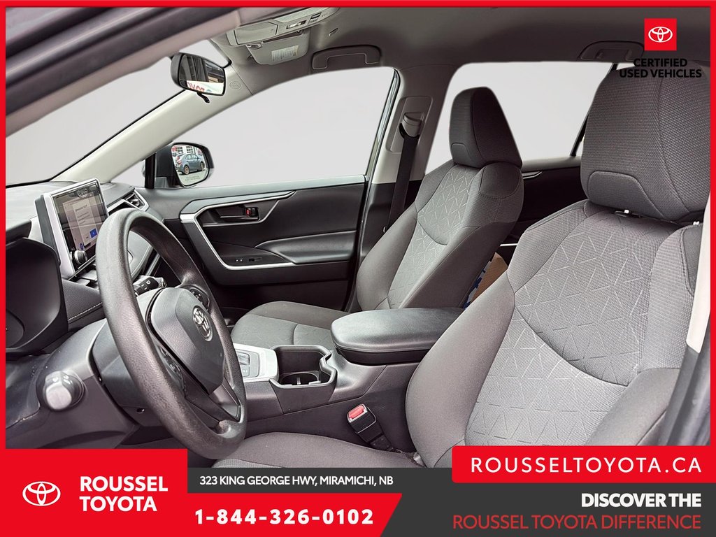 2023 Toyota RAV4 LE HYBRID in Miramichi, New Brunswick - 9 - w1024h768px