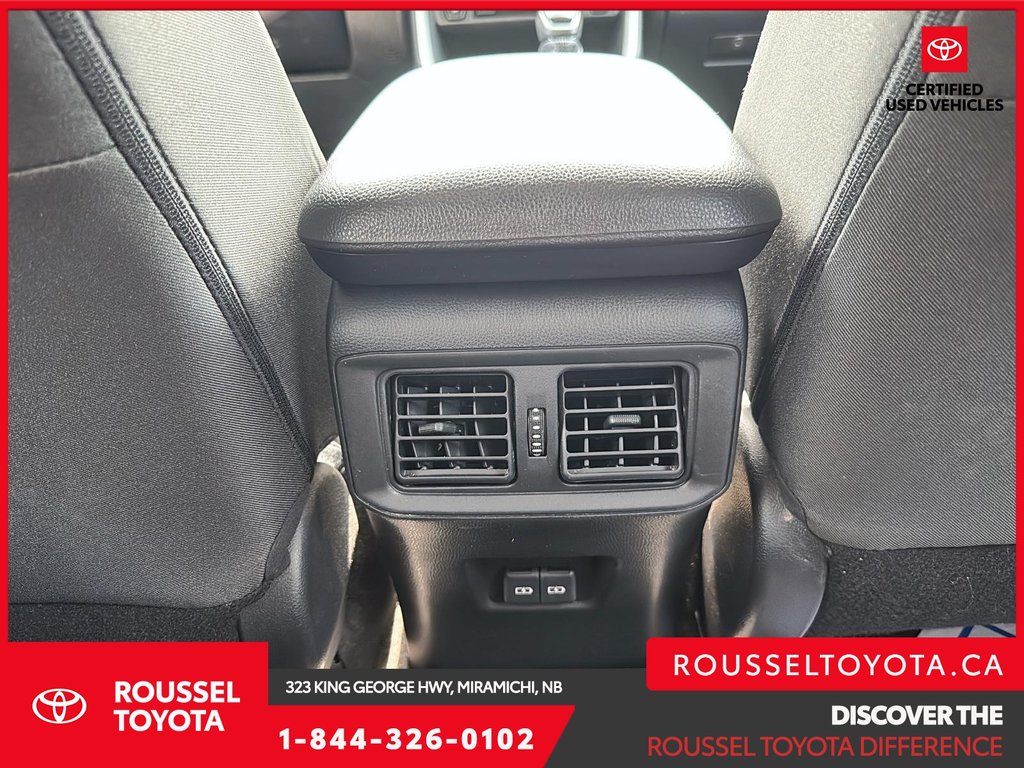 2023 Toyota RAV4 Hybrid XLE in Miramichi, New Brunswick - 10 - w1024h768px