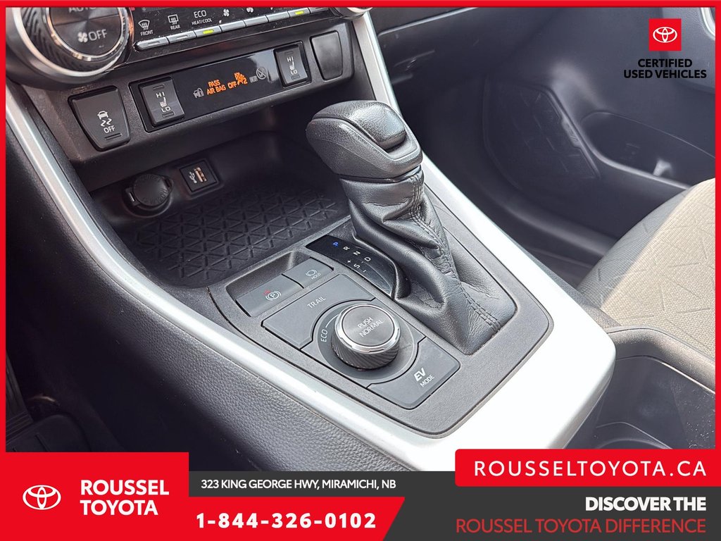 2023 Toyota RAV4 Hybrid XLE in Miramichi, New Brunswick - 15 - w1024h768px