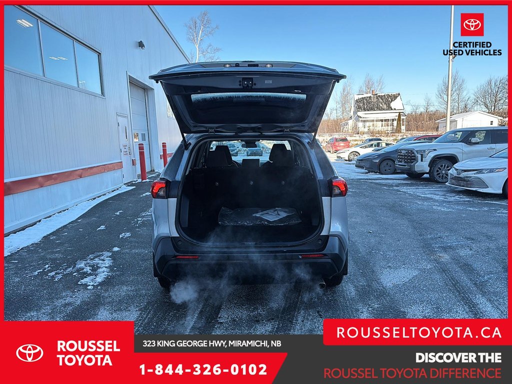 2024 Toyota RAV4 Hybrid LE in Miramichi, New Brunswick - 6 - w1024h768px