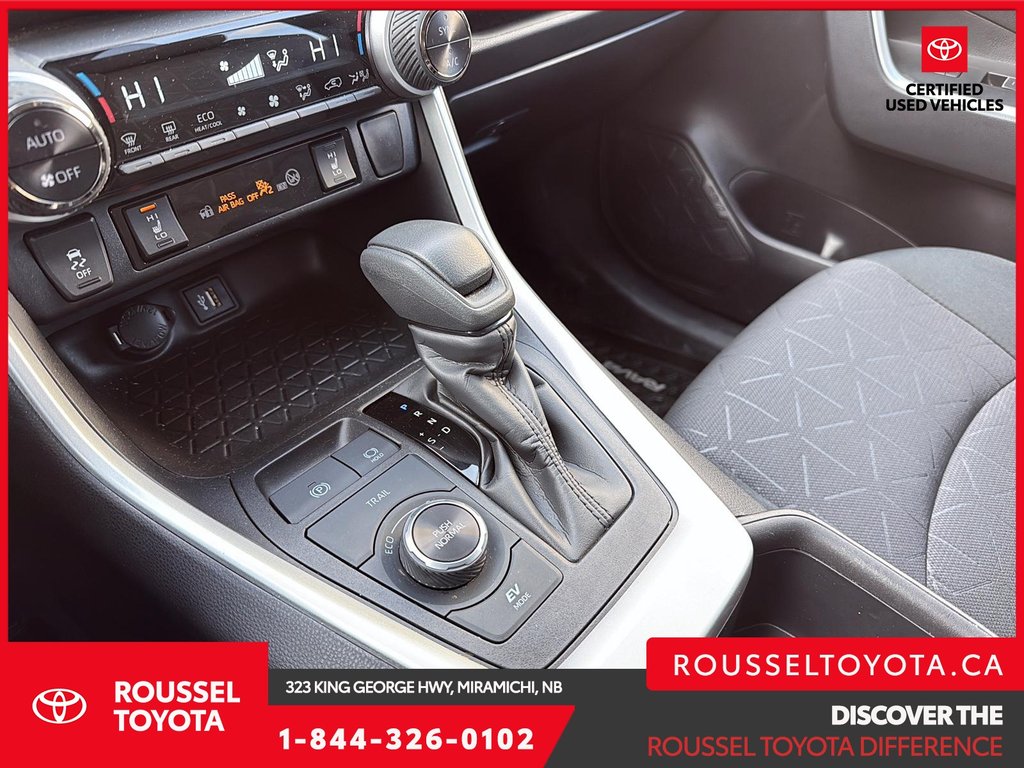 2024 Toyota RAV4 Hybrid XLE in Miramichi, New Brunswick - 15 - w1024h768px