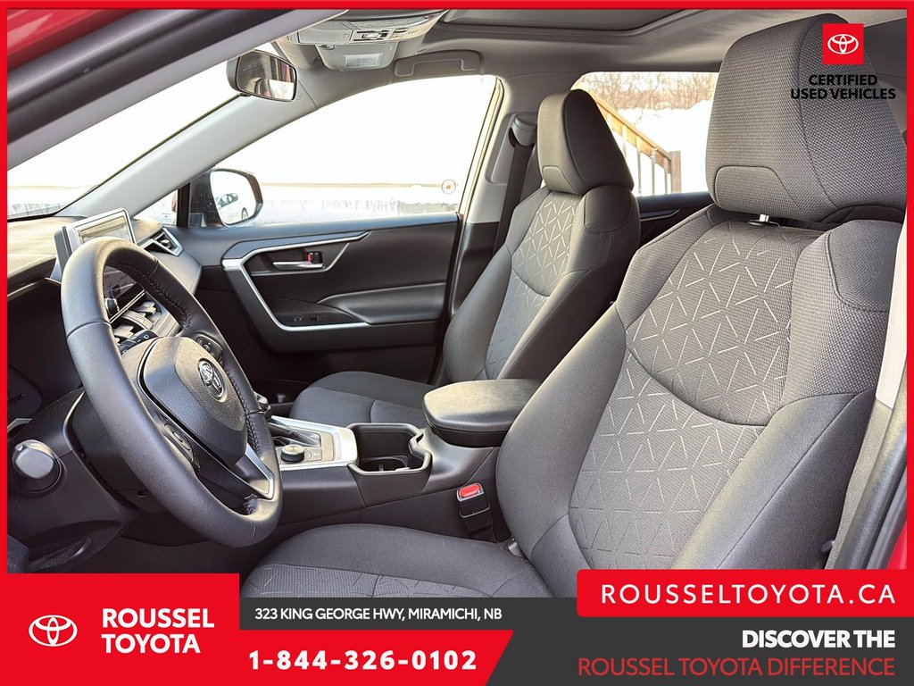 2024 Toyota RAV4 Hybrid XLE in Miramichi, New Brunswick - 9 - w1024h768px