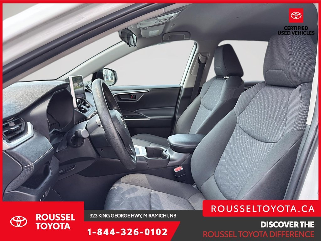 2024 Toyota RAV4 Hybrid LE in Miramichi, New Brunswick - 9 - w1024h768px