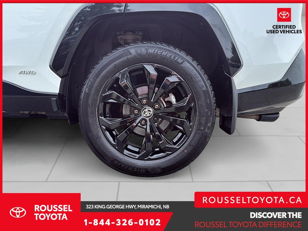2024 Toyota RAV4 Hybrid SE in Miramichi, New Brunswick - 7 - w1024h768px